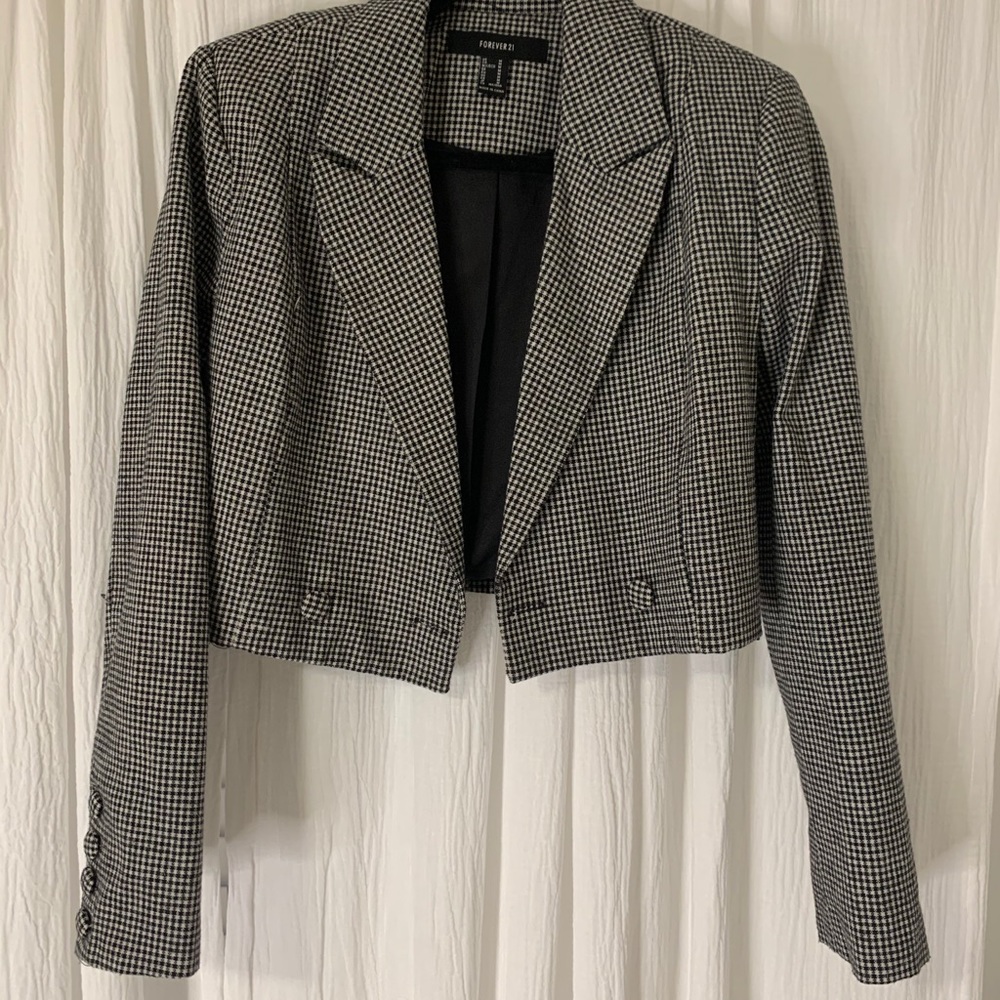 Cropped Blazer